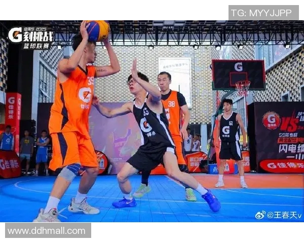 广州篮球队团队协作的力量与默契探讨篮球运动的魅力与发展