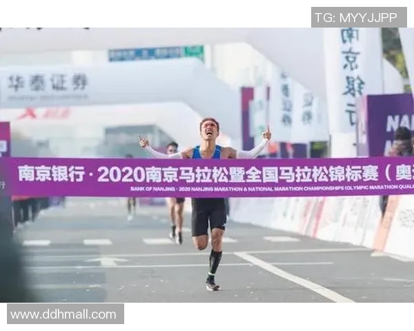 南京攀岩队在城市马拉松积分榜中以89分稳居第一名引发热议 南京攀岩队在城市马拉松积分榜中以89分稳居第一名引发热议