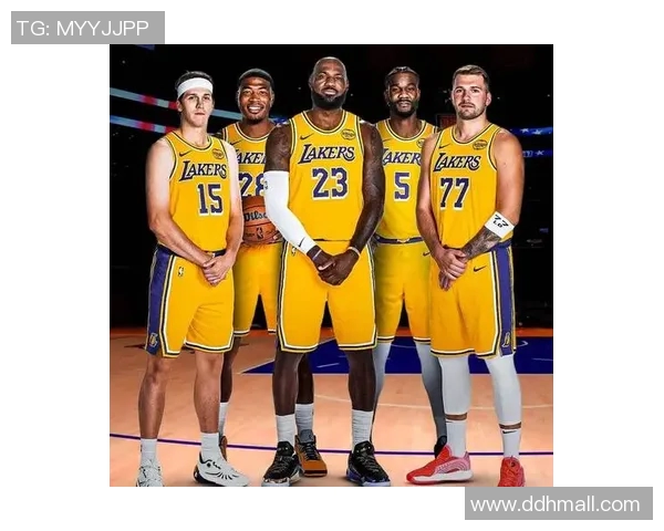 湖人对阵骑士赛前精彩视频回顾与分析，展望两队赛季表现与关键球员状态