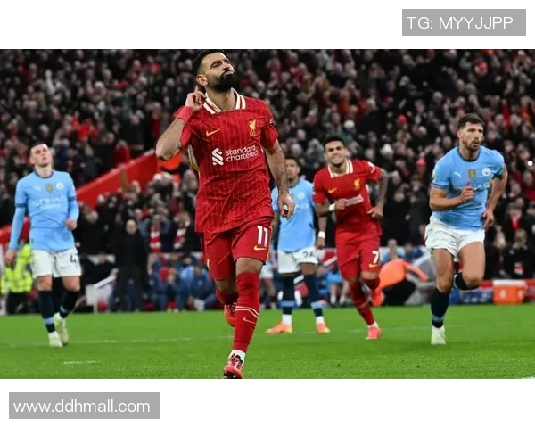 利物浦与曼城激战正酣最终比分揭晓引发热议