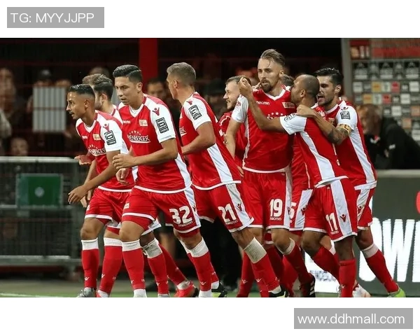 柏林联合与门兴精彩对决视频回顾及赛后分析