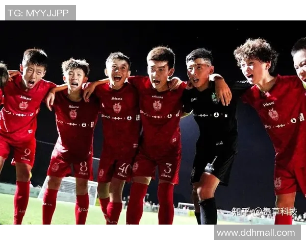 中国之队迎战荷兰队展现足球激情与实力的巅峰对决 中国之队迎战荷兰队展现足球激情与实力的巅峰对决