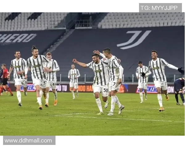 古兰尼与隆迪那的激烈对决揭示足球战术与团队合作的魅力