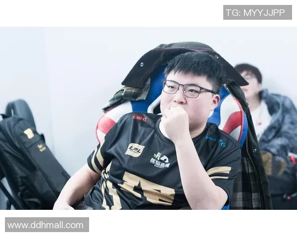 深入分析RNG战队防守策略与战术思路的全景解读 深入分析RNG战队防守策略与战术思路的全景解读