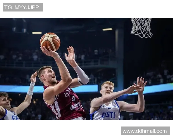 男篮蓝队与立陶宛精彩对决回放分析及比赛亮点总结 男篮蓝队与立陶宛精彩对决回放分析及比赛亮点总结